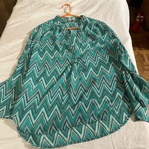 long flowing sleeve shirt